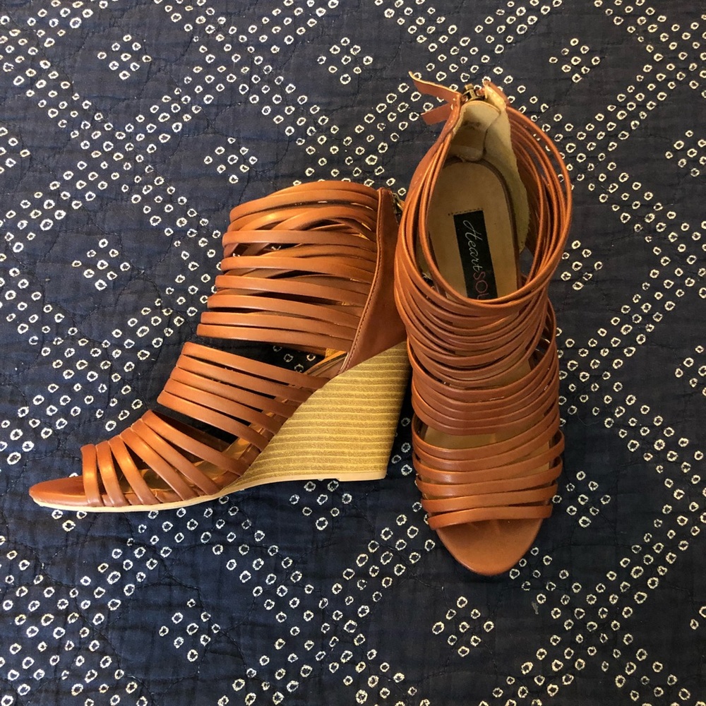 Cute sandal wedges